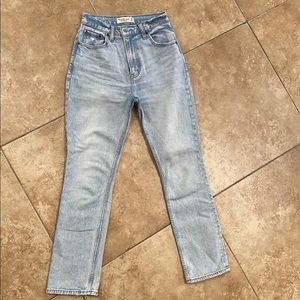 Abercrombie ultra high rise slim straight jean